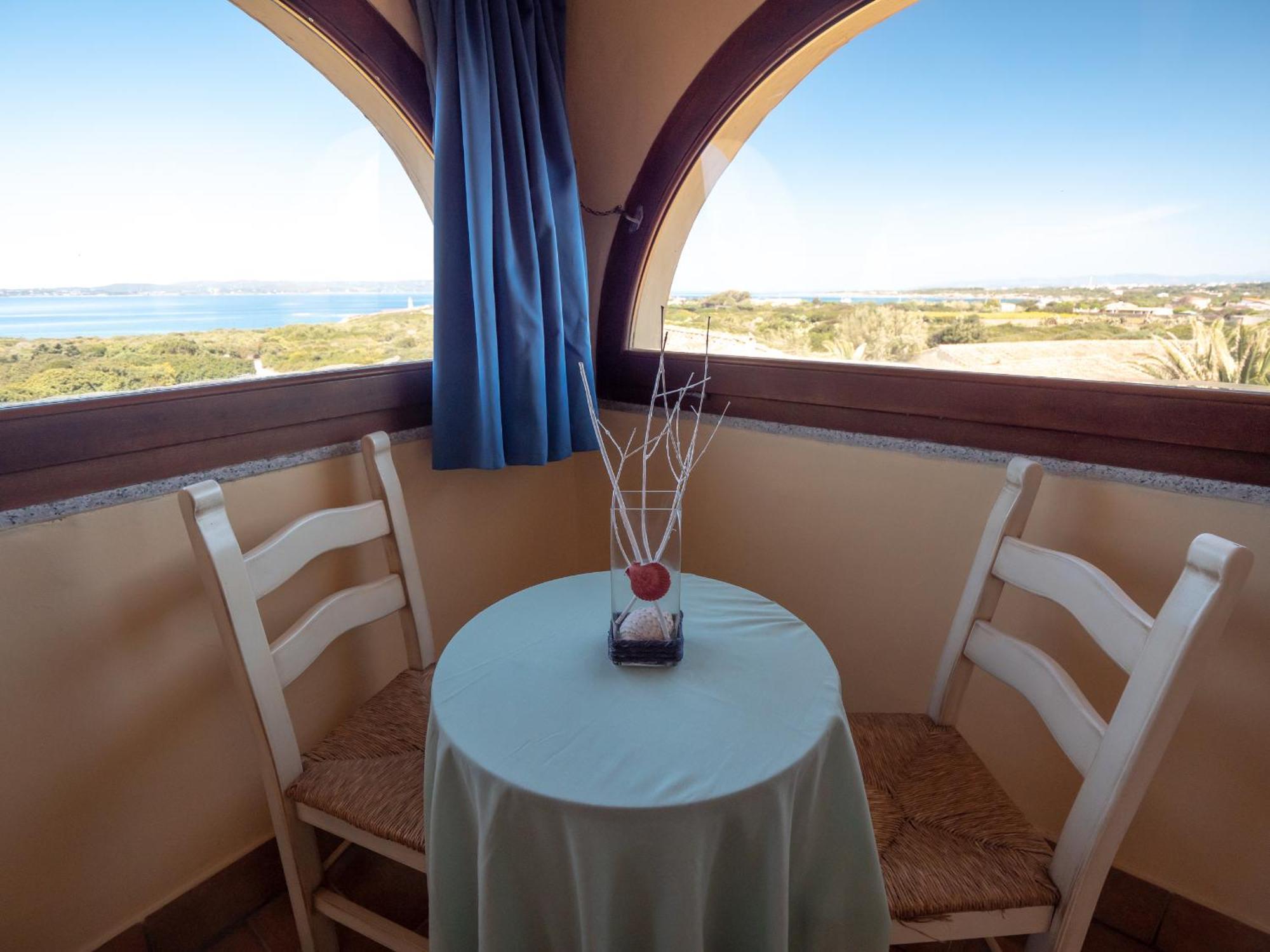 Hotel Luci Del Faro 칼라세타 외부 사진