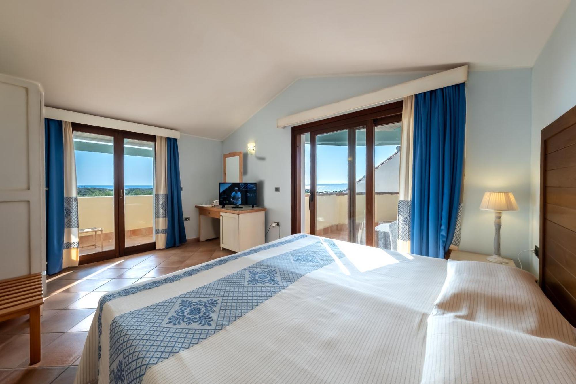 Hotel Luci Del Faro 칼라세타 외부 사진